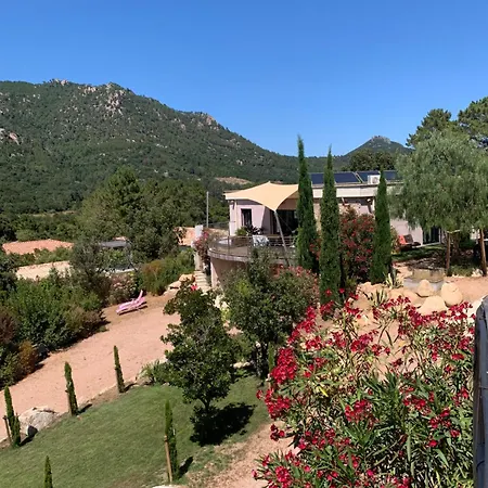 Casa Jeanata Dom wakacyjny Sainte-Lucie de Porto-Vecchio