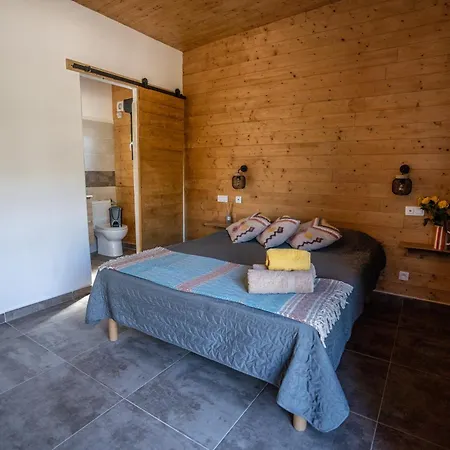 Holiday home Casa Jeanata *